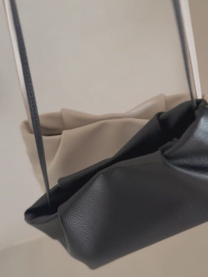 wander around pochette