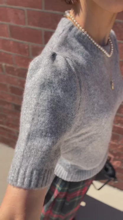 パフスリーブ半袖ニット