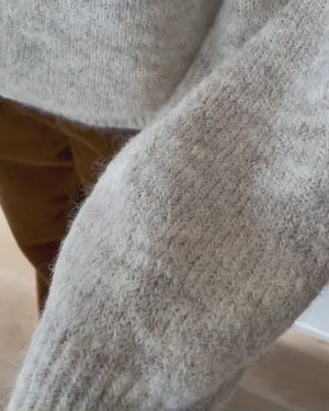 アルパカウールシンプルニット